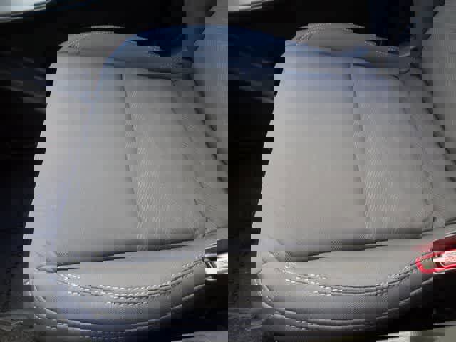 Used 2024 Nissan Frontier SV w/ Technology Package image 32