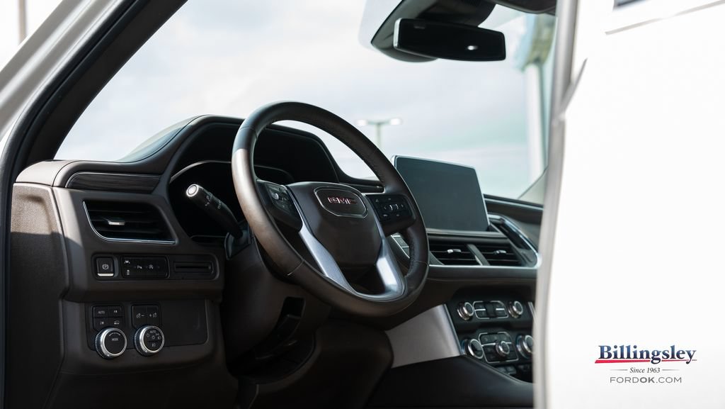 Used 2023 GMC Yukon XL SLT AWD/4WD image 9