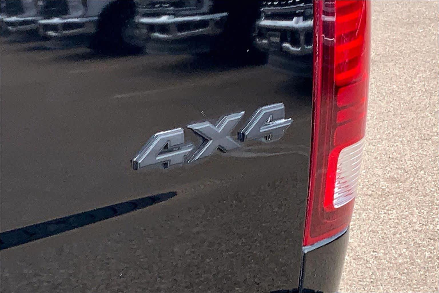 Used 2022 RAM 1500 Warlock w/ Electronics Group AWD/4WD image 9