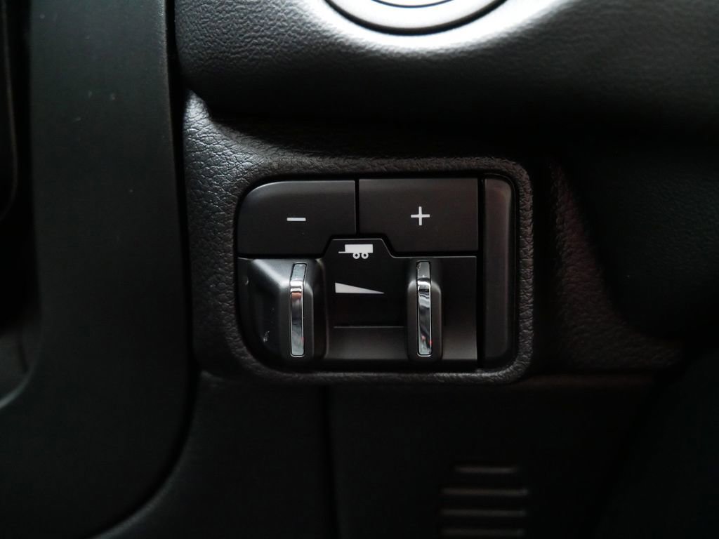 Used 2025 Dodge Durango GT image 26