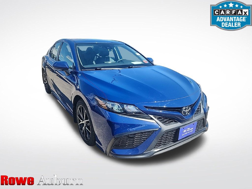 Used 2023 Toyota Camry SE w/ Cold Weather Package