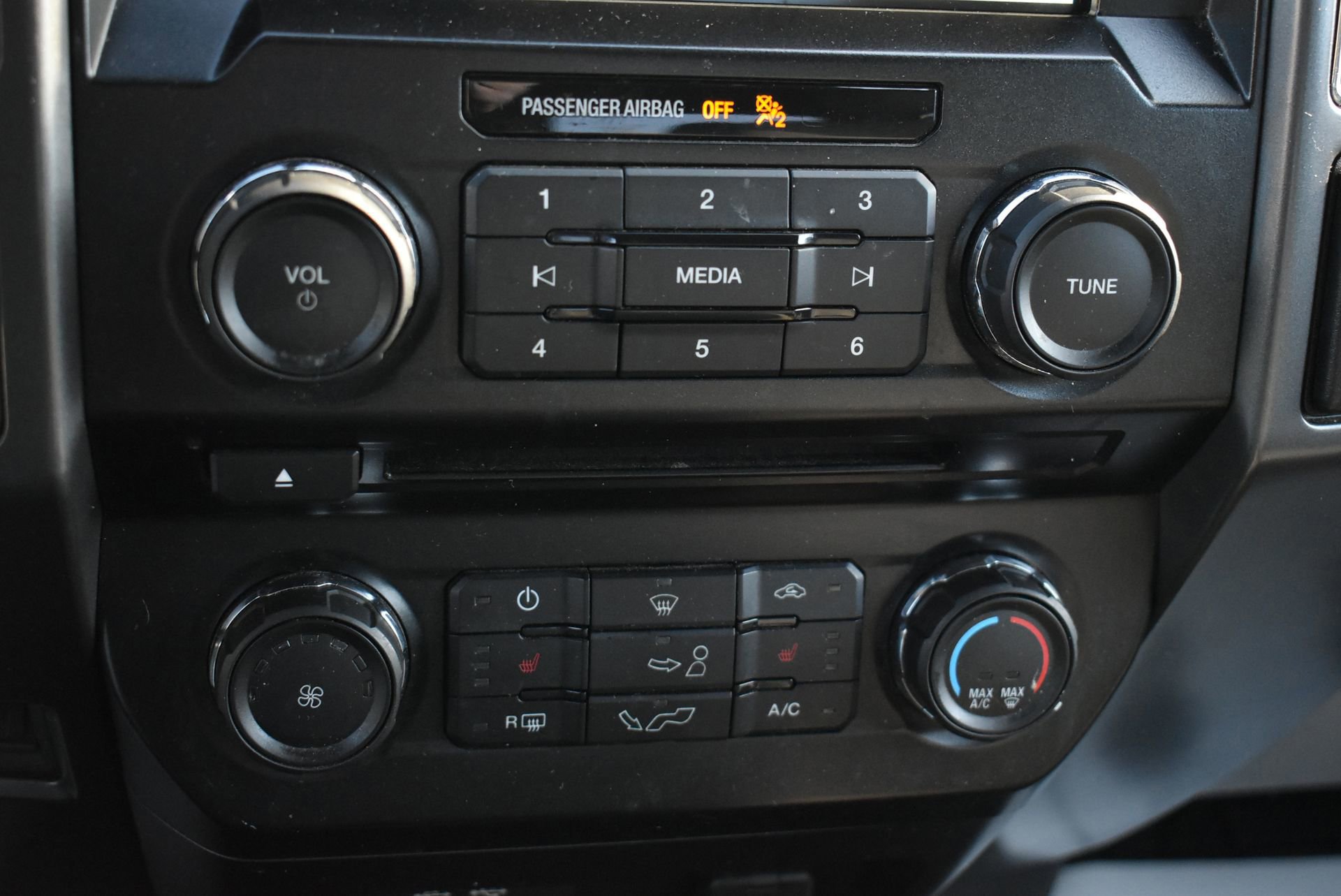 Certified 2017 Ford F150 XLT w/ Equipment Group 302A Luxury image 26