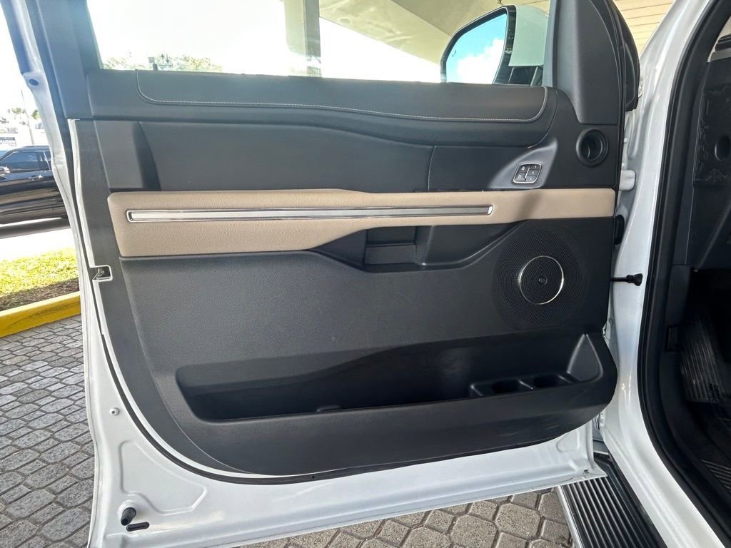 Certified 2023 Ford Expedition Max Limited image 40