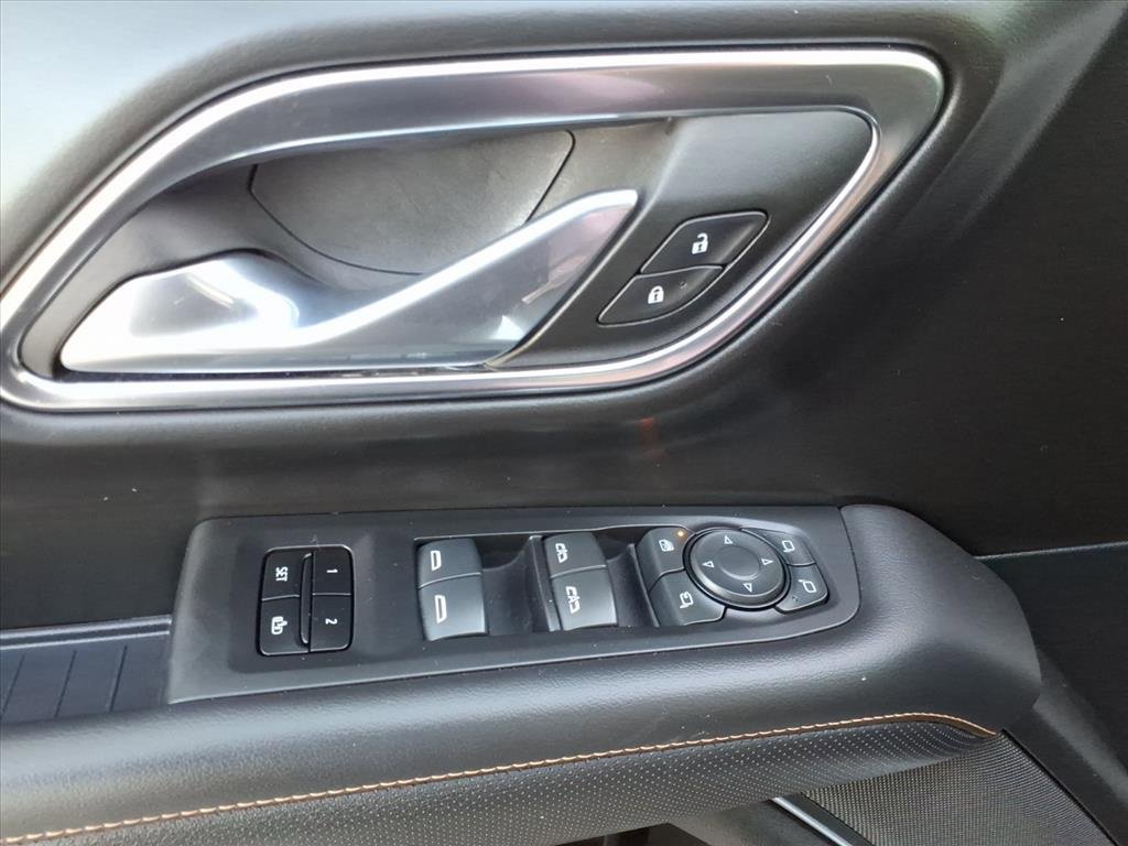 Used 2024 GMC Yukon AT4 w/ AT4 Premium Plus Package image 20