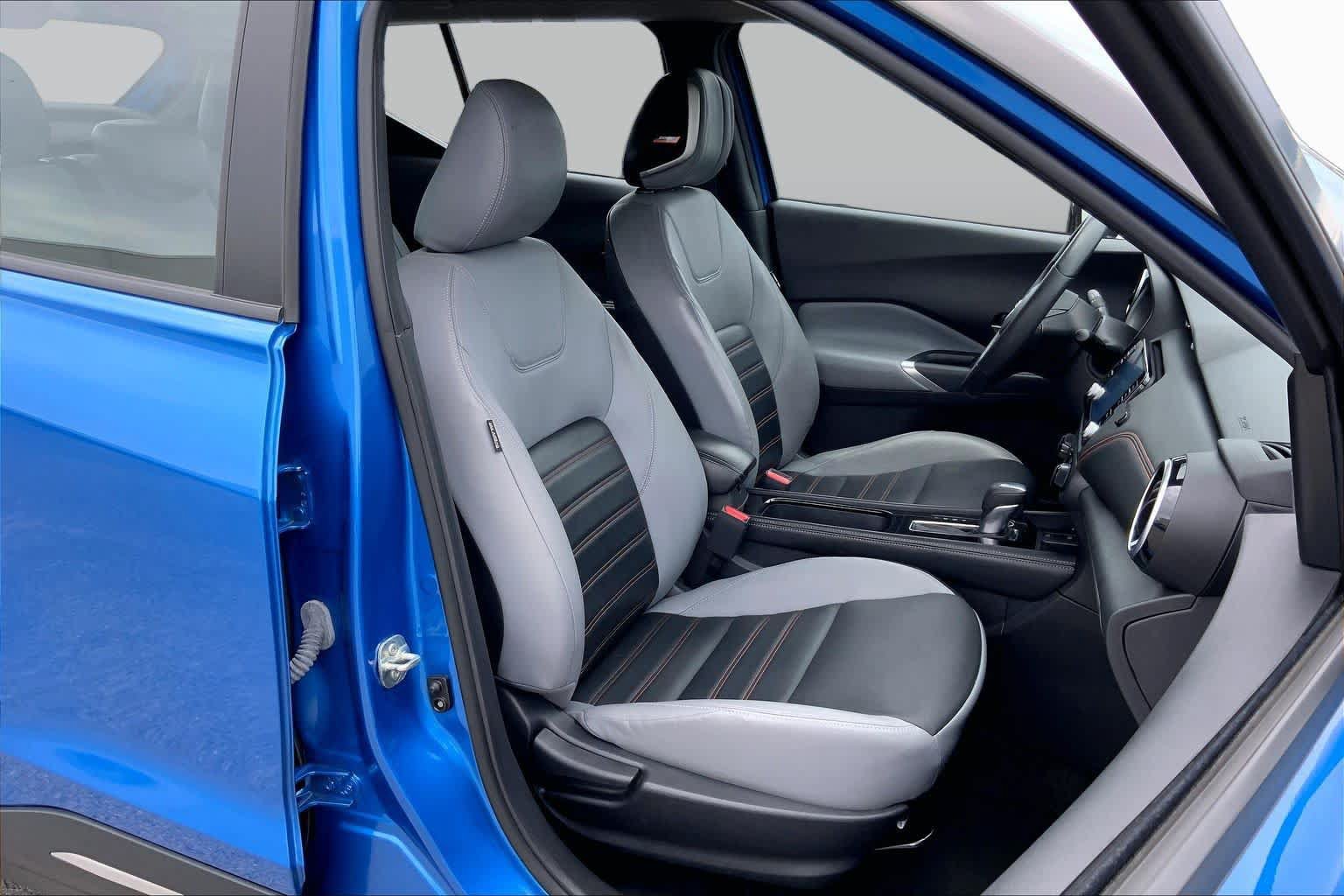Used 2022 Nissan Kicks SR w/ Premium Package FWD image 9