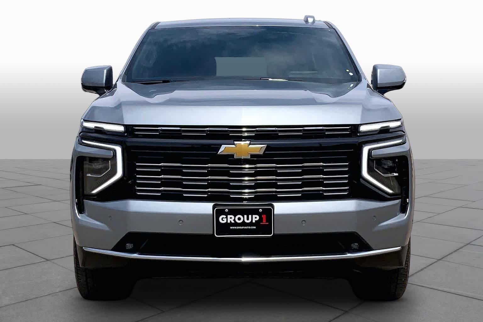 Used 2025 Chevrolet Tahoe High Country AWD/4WD image 7