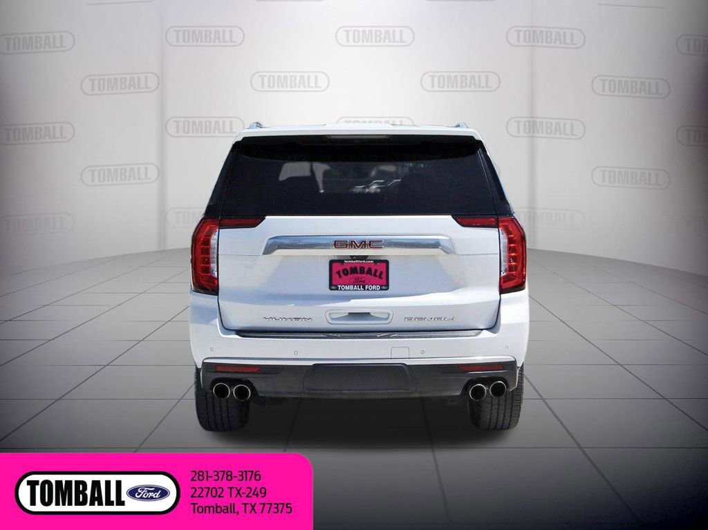 Used 2021 GMC Yukon XL Denali w/ Denali Premium Package image 4