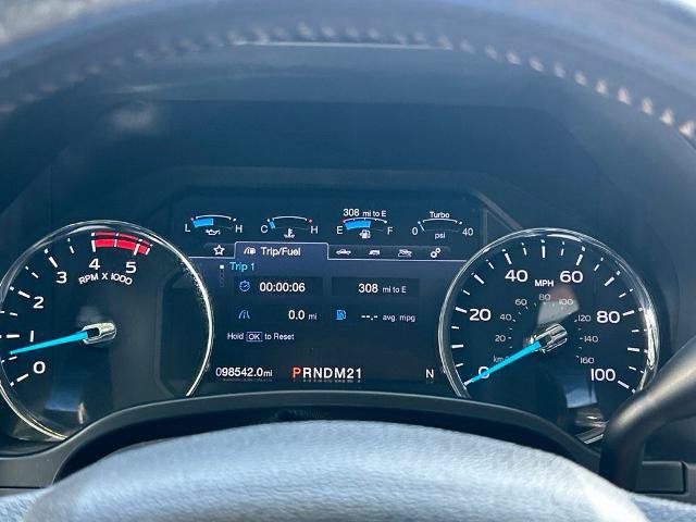 Certified 2019 Ford F450 Platinum w/ Platinum Ultimate Package AWD/4WD image 24