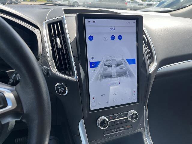 Certified 2024 Ford Edge Titanium image 19
