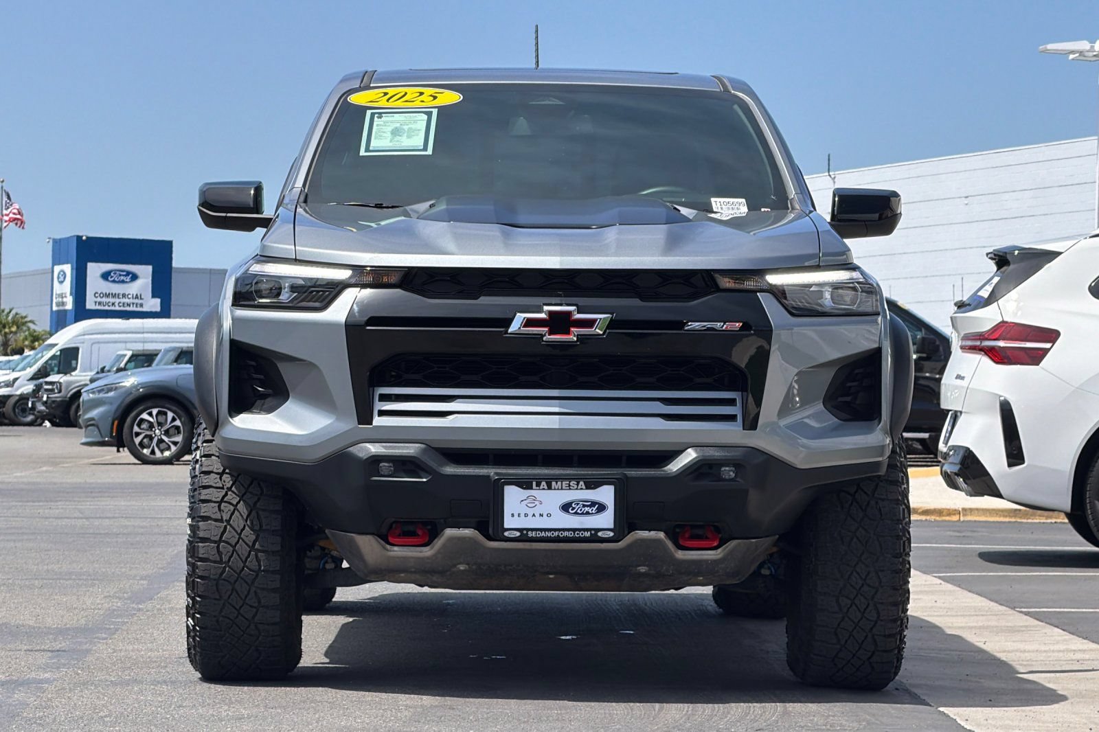Used 2025 Chevrolet Colorado ZR2 AWD/4WD image 8
