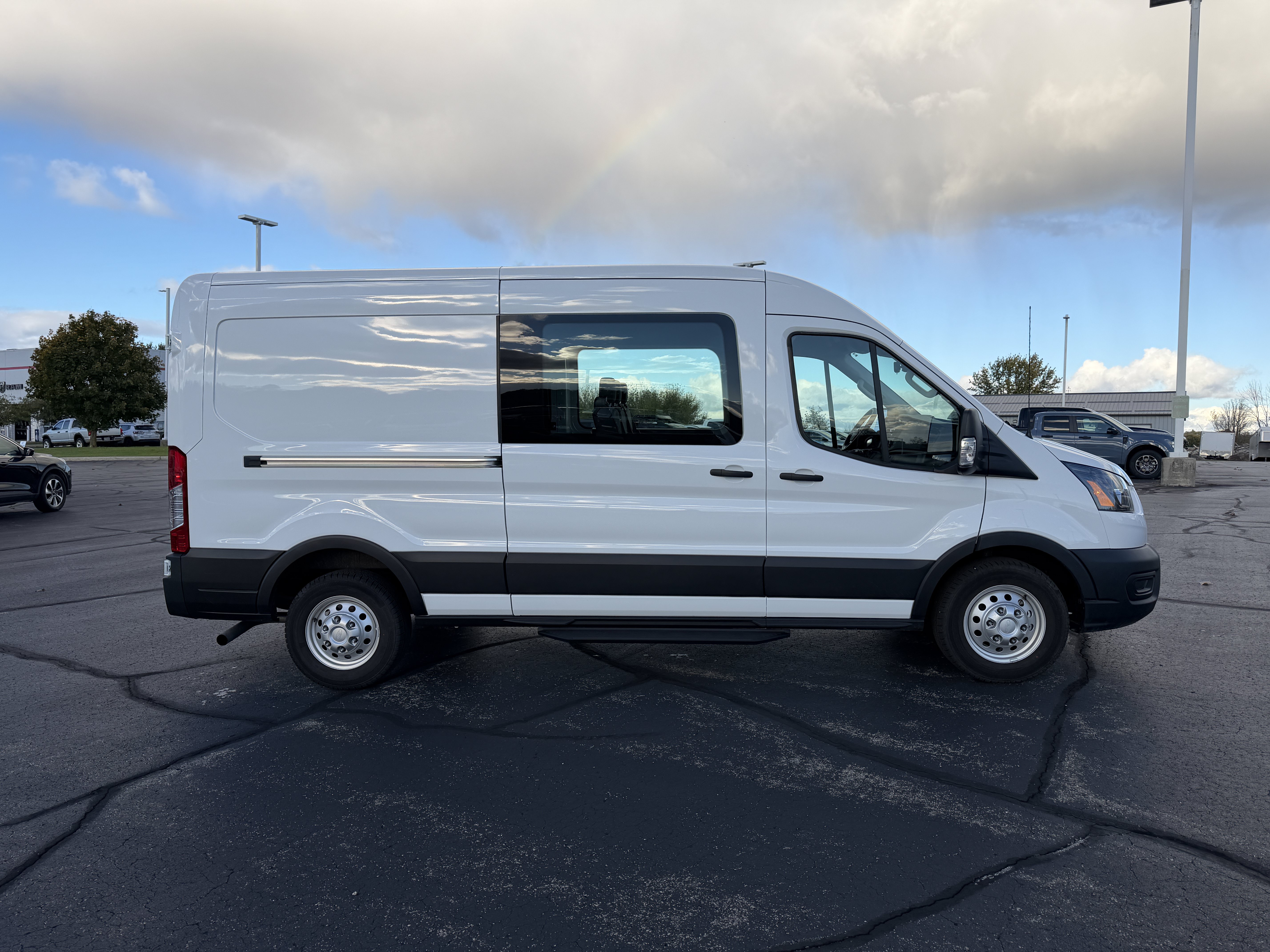 Certified 2021 Ford Transit 250 Medium Roof AWD image 7