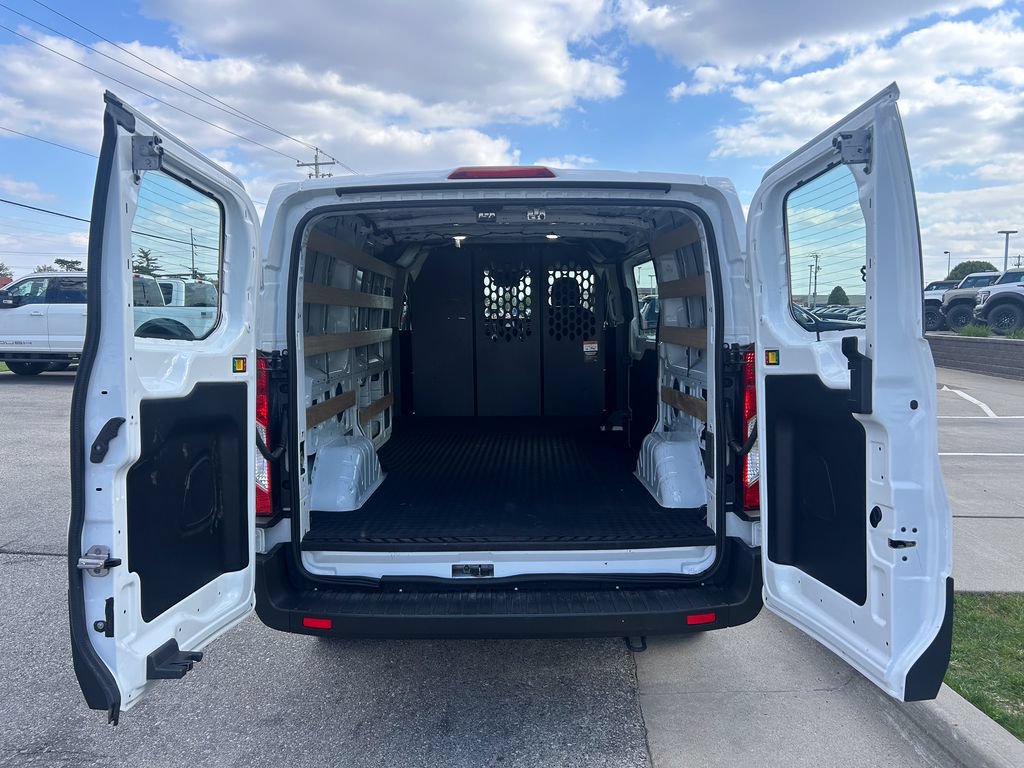 Certified 2025 Ford Transit 250 Low Roof w/ Exterior Upgrade Package RWD image 13