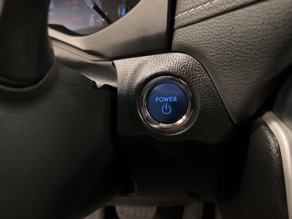 Used 2021 Toyota RAV4 Limited image 18