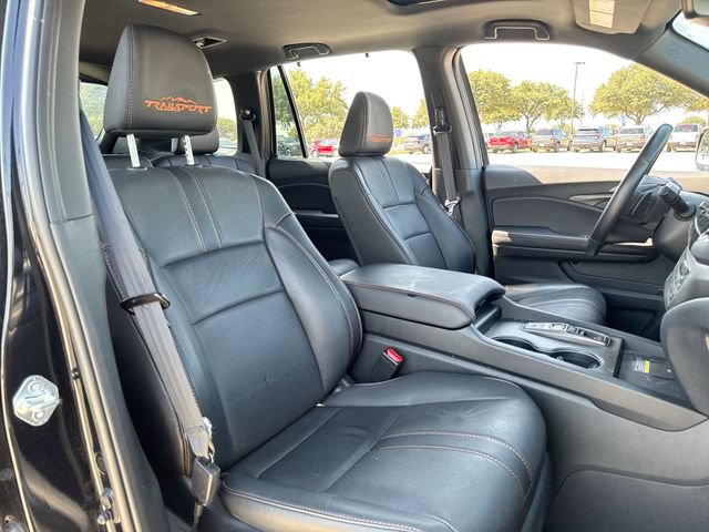 Used 2025 Honda Passport TrailSport image 25