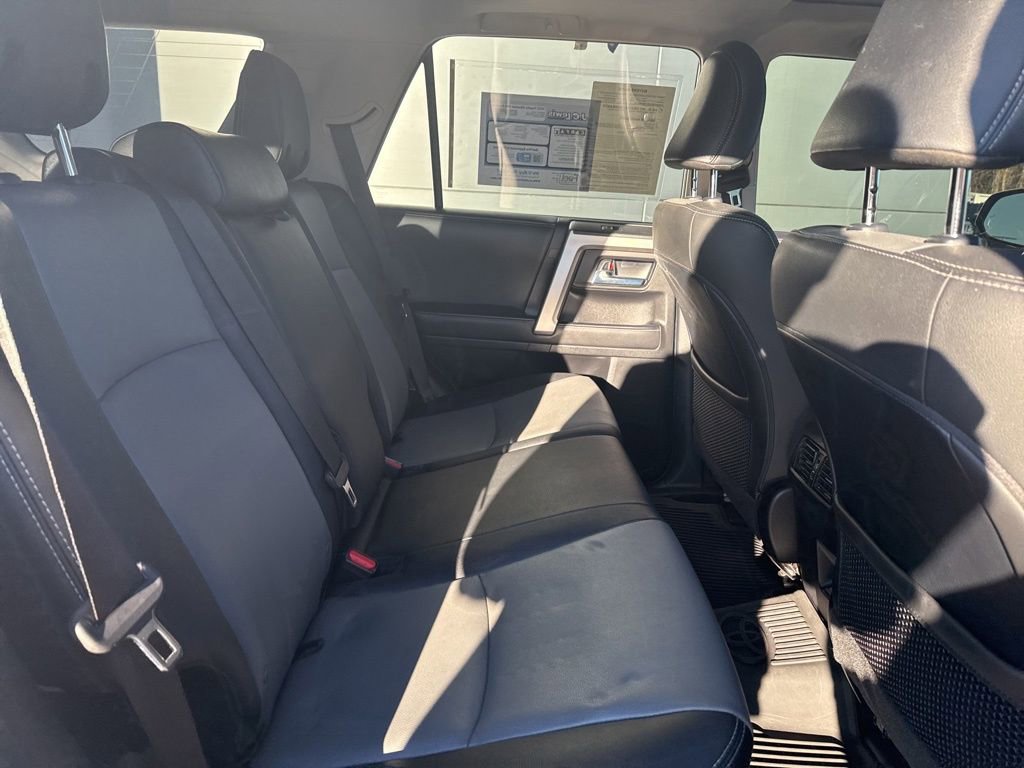 Used 2022 Toyota 4Runner SR5 Premium image 28