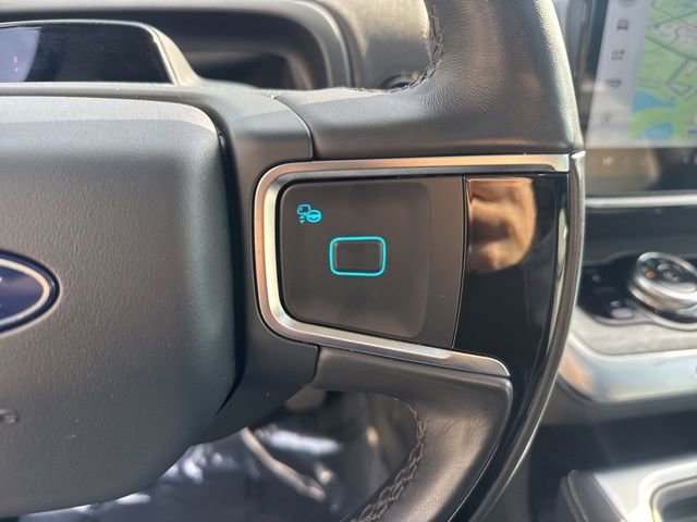 Certified 2025 Ford Expedition Platinum image 19