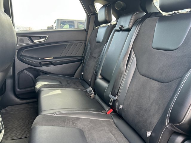 Certified 2019 Ford Edge ST w/ Convenience Package image 17