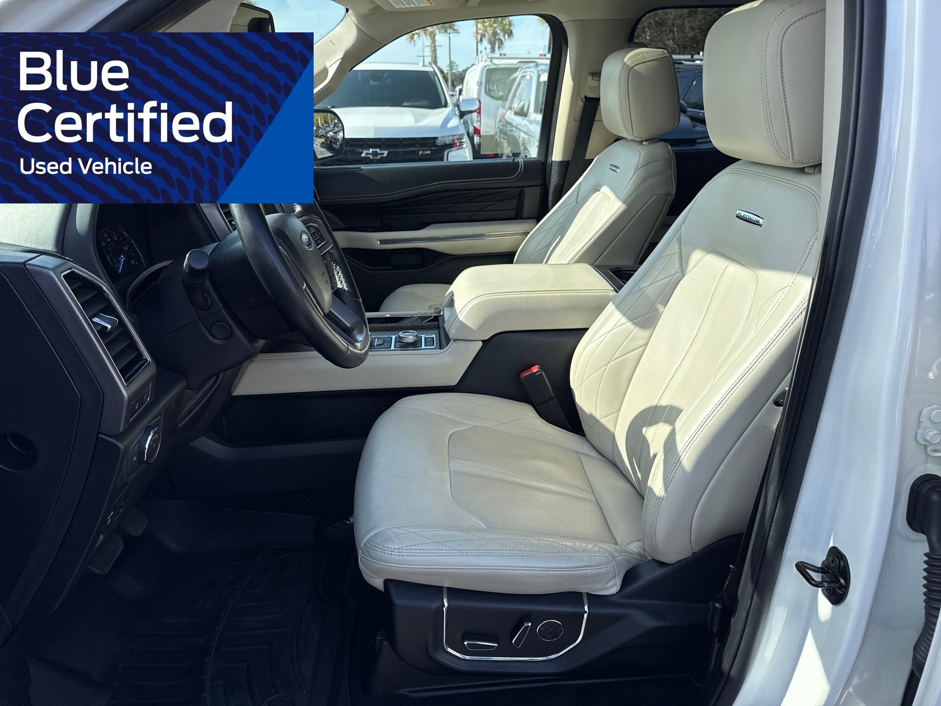 Certified 2020 Ford Expedition Platinum image 12