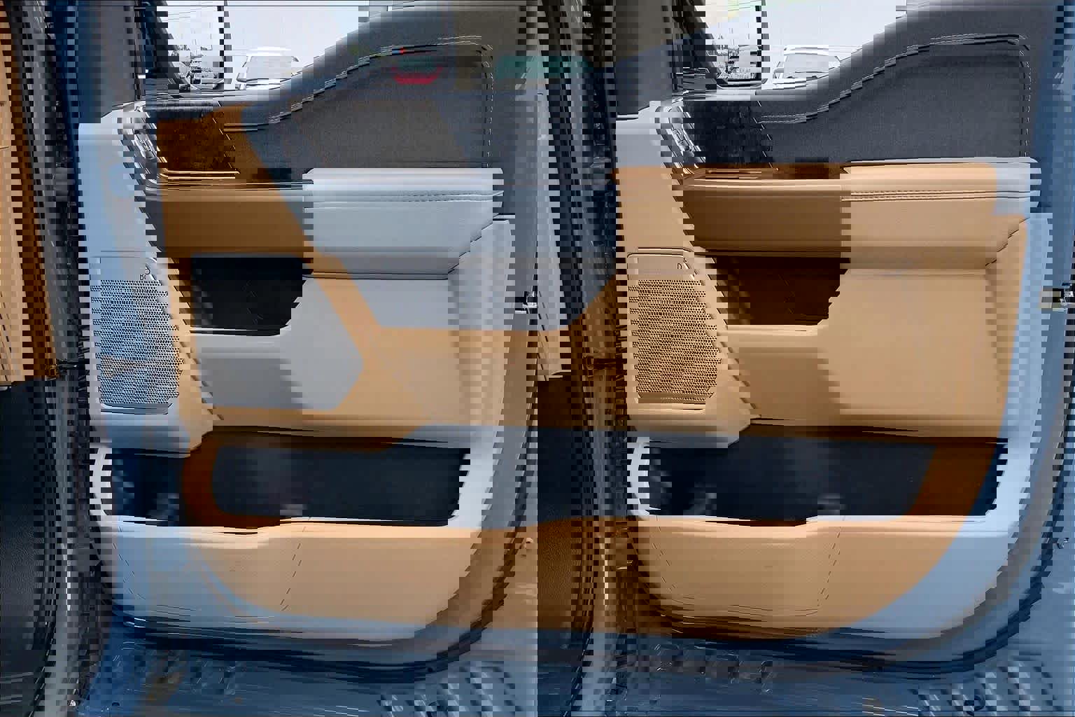 Certified 2023 Ford F150 Lariat w/ Equipment Group 502A High image 22