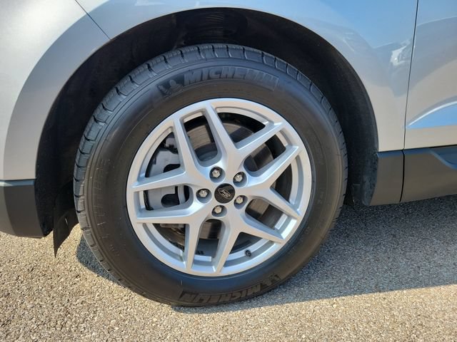 Certified 2023 Ford Edge SEL w/ Convenience Package AWD/4WD image 9