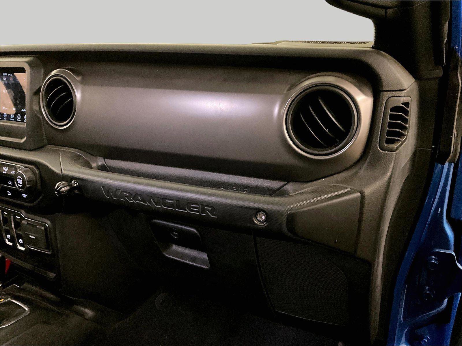 Used 2021 Jeep Wrangler Sport AWD/4WD image 14