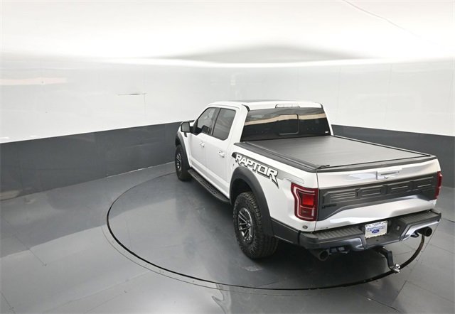 Certified 2018 Ford F150 Raptor w/ Equipment Group 802A Luxury image 22