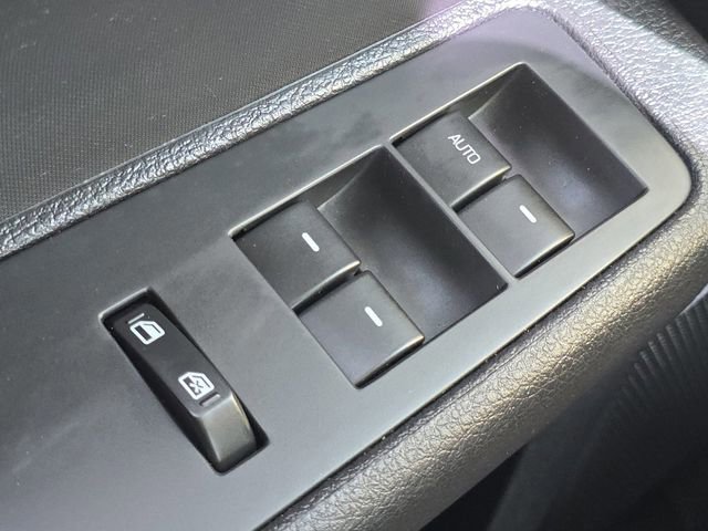 Certified 2019 Ford Flex SE image 22