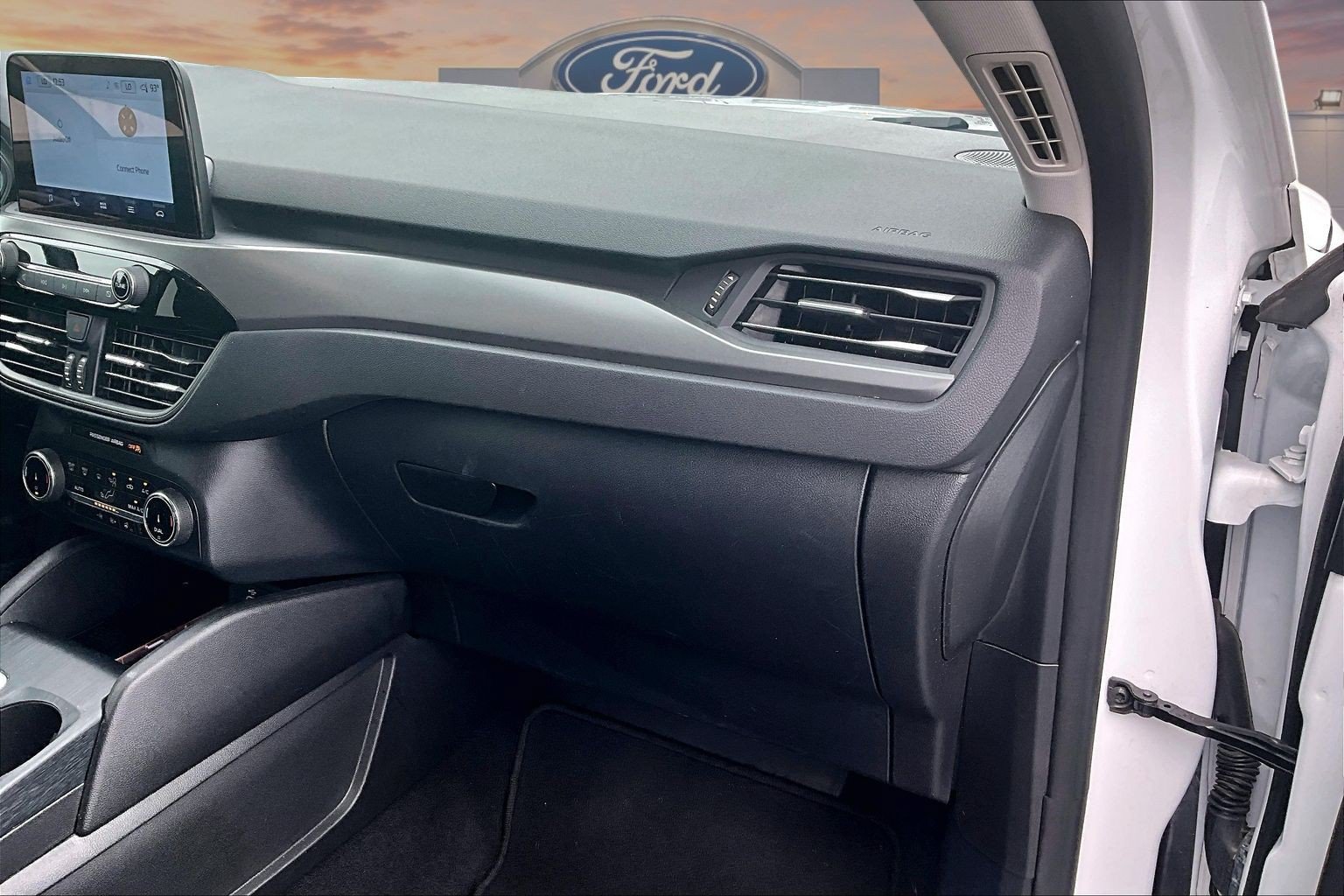 Certified 2024 Ford Escape Active AWD/4WD image 17