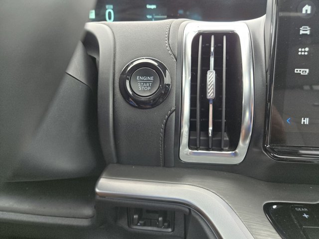 Certified 2025 Ford Expedition Max Platinum w/ Driver's Package AWD/4WD image 23