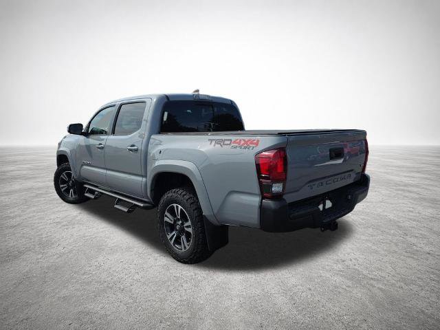 Used 2019 Toyota Tacoma TRD Sport AWD/4WD image 6
