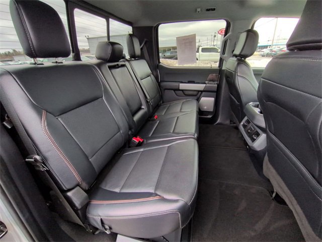 Certified 2024 Ford F350 Lariat w/ Chrome Package image 18