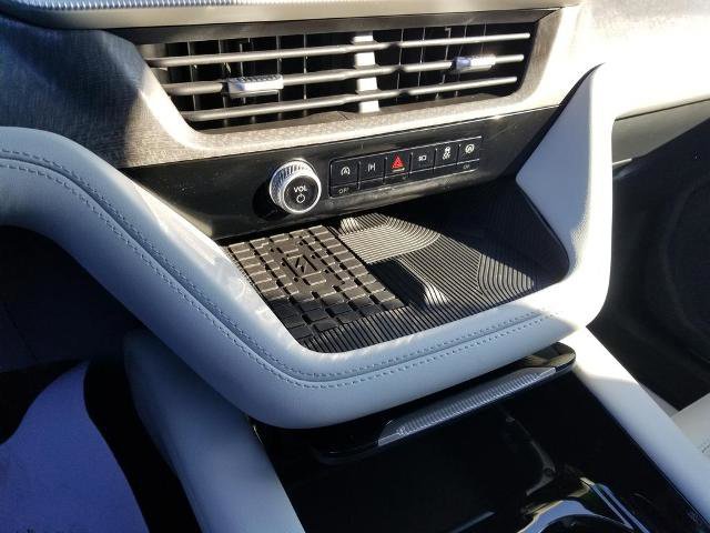 Certified 2025 Ford Explorer Platinum w/ Ultimate Package image 22