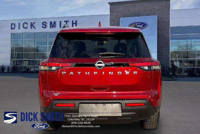 Used 2025 Nissan Pathfinder SV FWD image 5