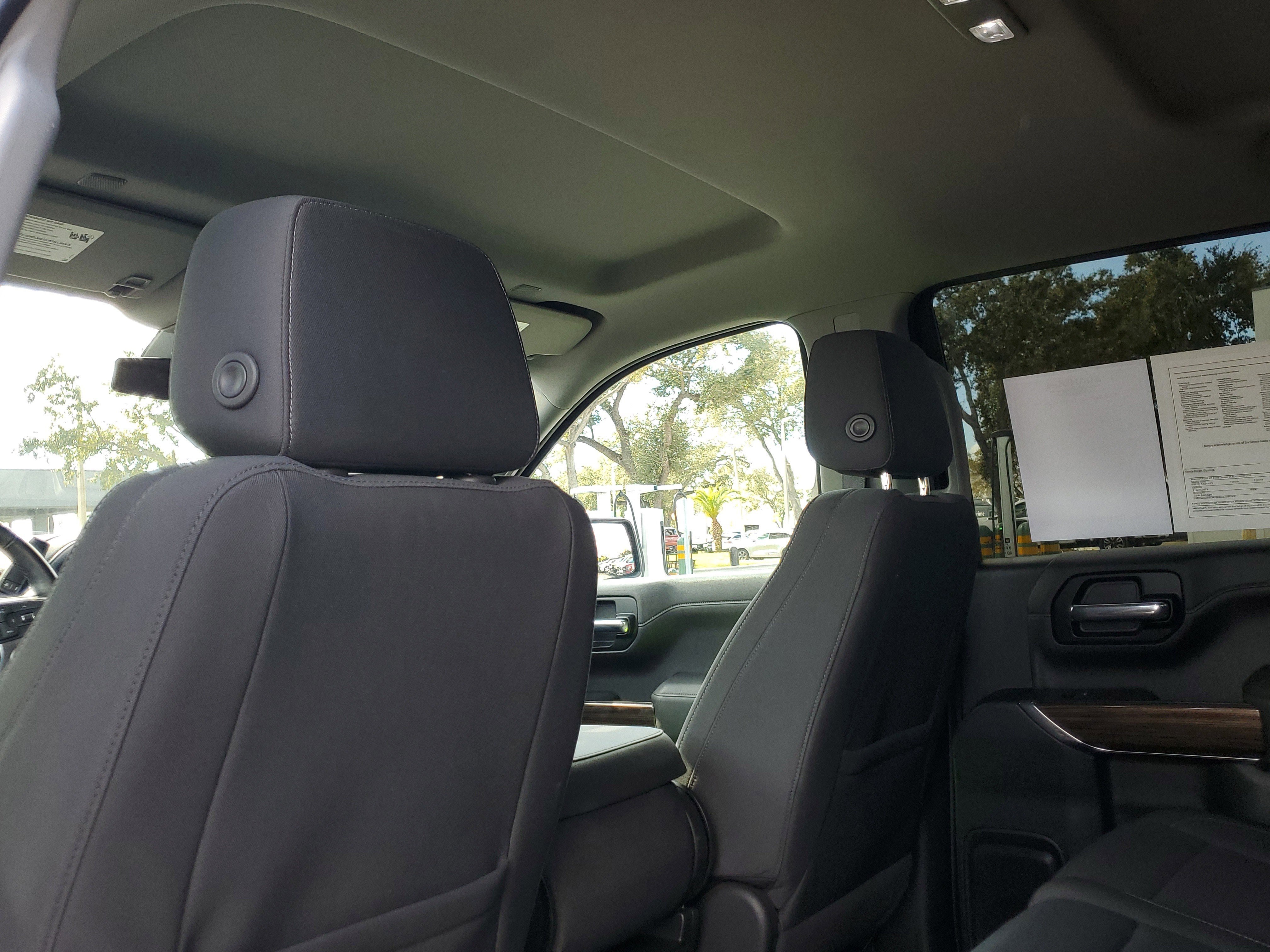 Used 2020 Chevrolet Silverado 1500 LT Trail Boss w/ Bed Protection Package image 14