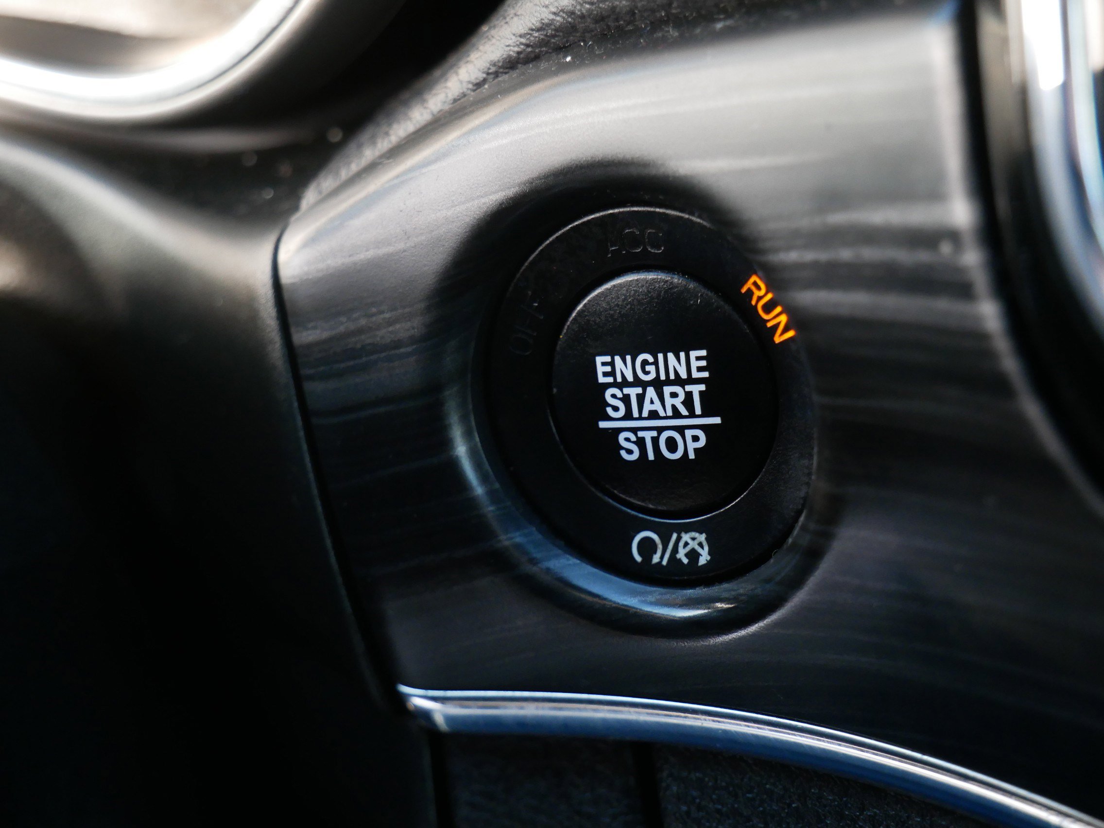 Used 2020 Jeep Grand Cherokee Limited image 33