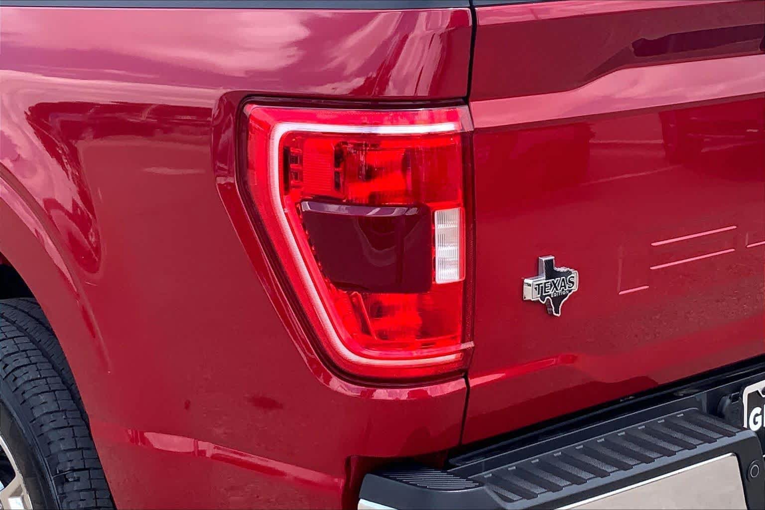 Certified 2021 Ford F150 XLT w/ Equipment Group 302A High RWD image 29