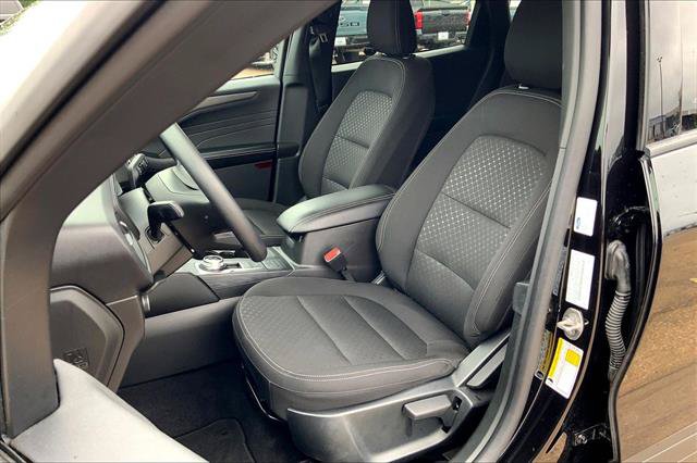 Certified 2025 Ford Escape Active FWD image 25