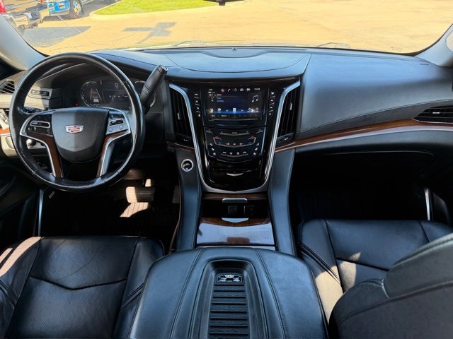 Used 2020 Cadillac Escalade ESV Premium Luxury image 25