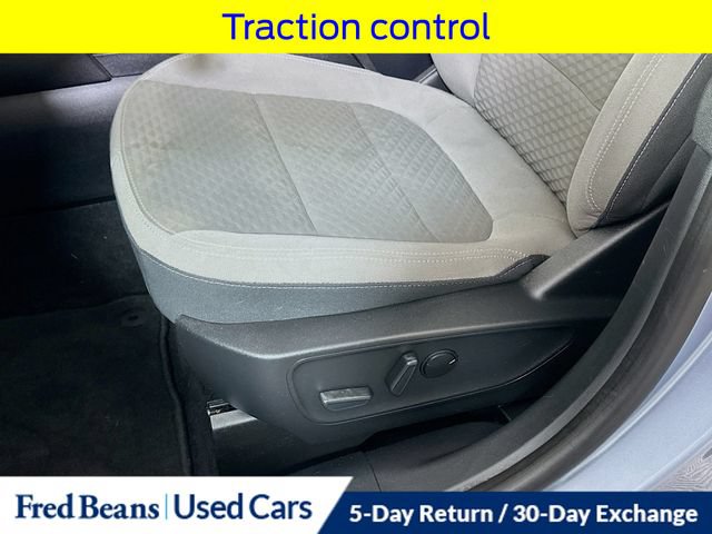 Certified 2022 Ford Escape SE w/ SE Sport Appearance Package AWD/4WD image 23