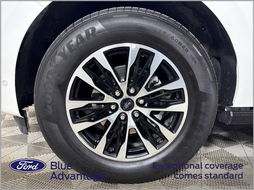 Certified 2025 Ford Expedition Platinum image 15