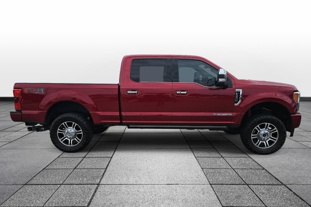 Certified 2017 Ford F250 Platinum w/ Platinum Ultimate Package AWD/4WD image 4