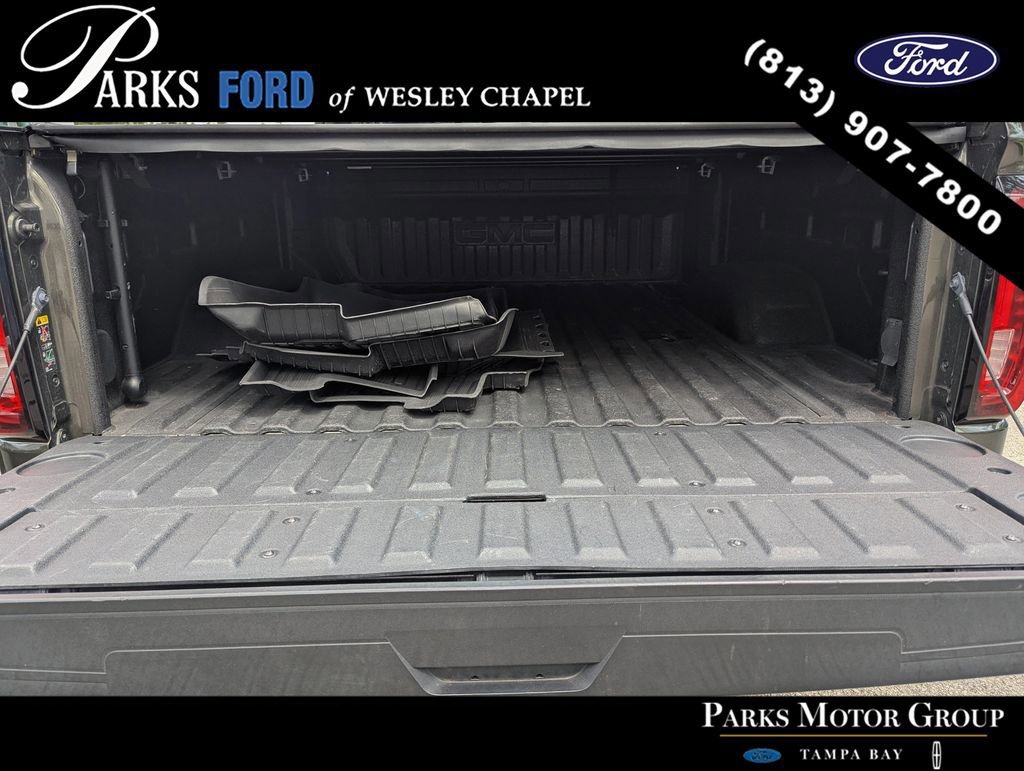 Used 2022 GMC Sierra 2500 SLT w/ SLT Premium Package AWD/4WD image 8