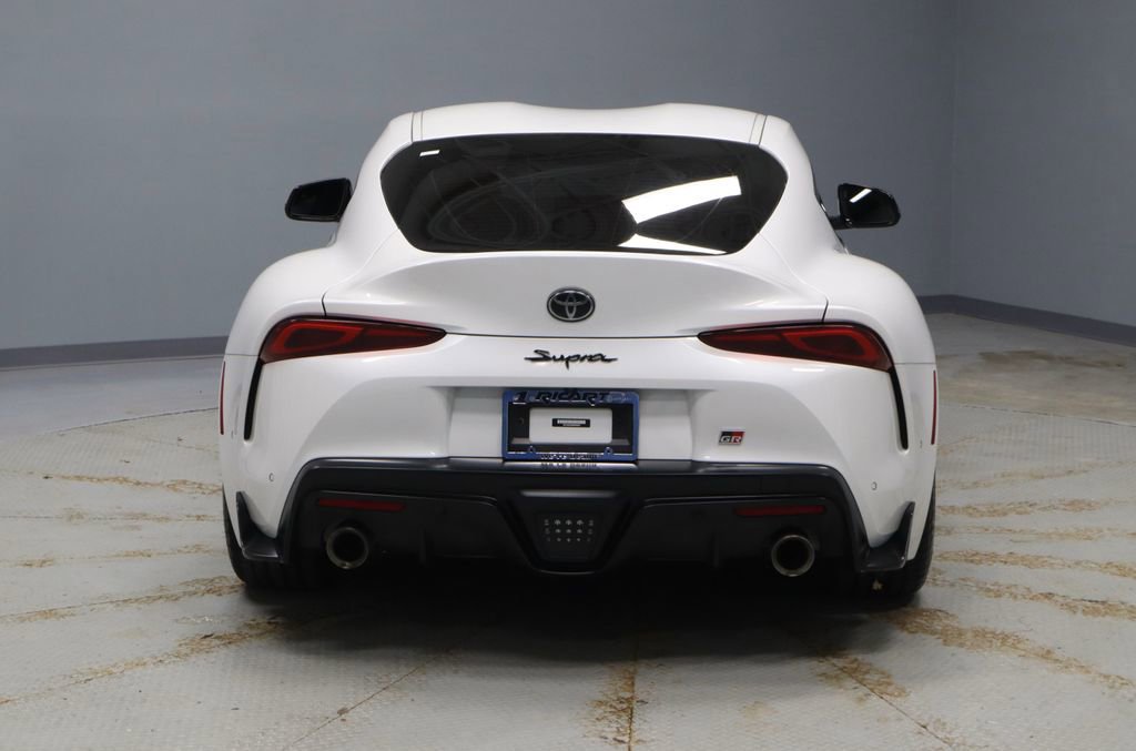 Used 2022 Toyota Supra Premium w/ Driver Assist Package image 4