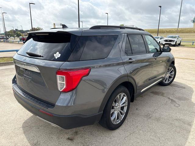 Certified 2023 Ford Explorer XLT w/ Equipment Group 202A RWD image 11