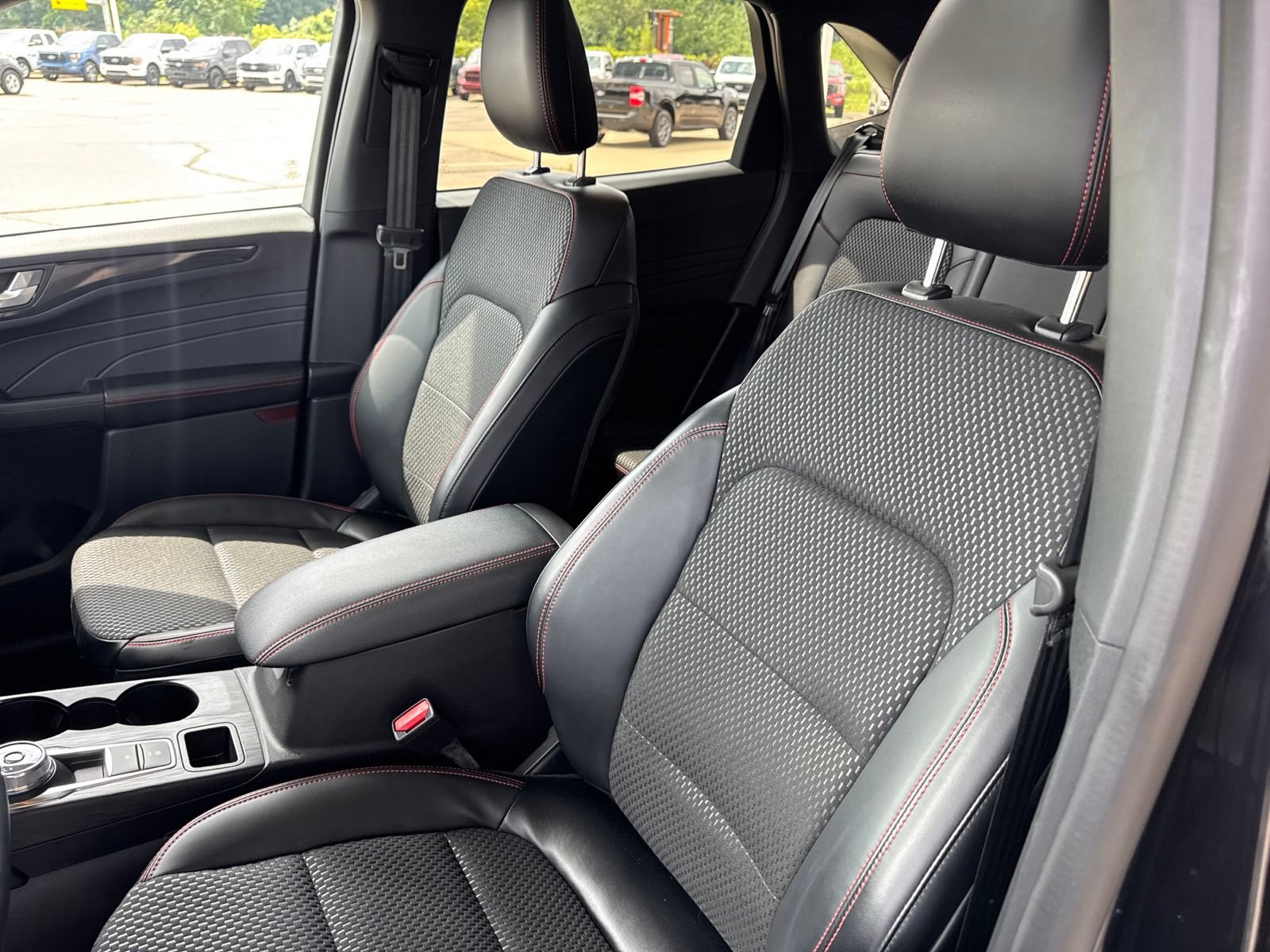 Certified 2024 Ford Escape ST-Line w/ Tech Pack #1 AWD/4WD image 22