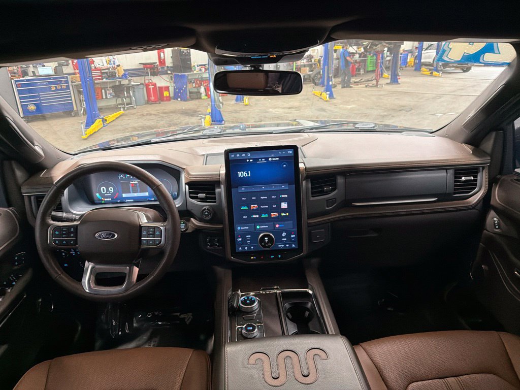 Certified 2024 Ford Expedition Max King Ranch AWD/4WD image 15