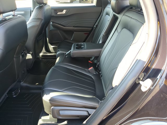 Certified 2026 Ford Escape Platinum w/ Premium Technology Package AWD/4WD image 30