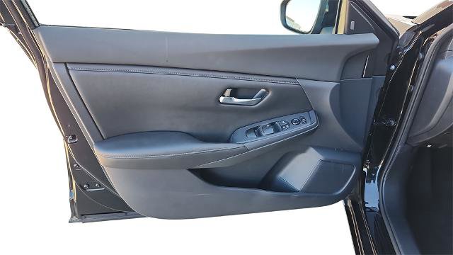 Used 2022 Nissan Sentra SV w/ Trunk Package image 25