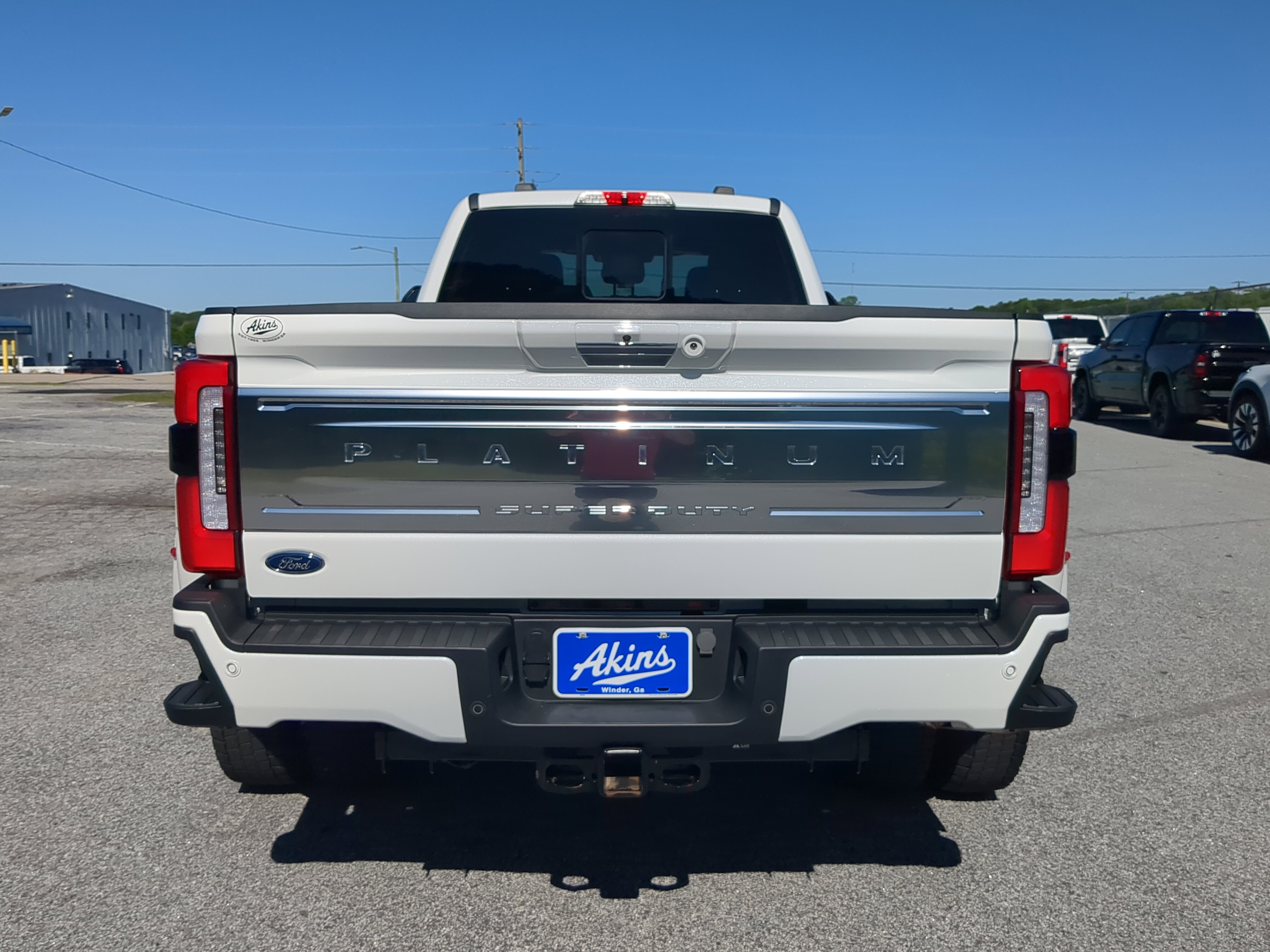 Certified 2024 Ford F450 Platinum w/ FX4 Off-Road Package AWD/4WD image 4