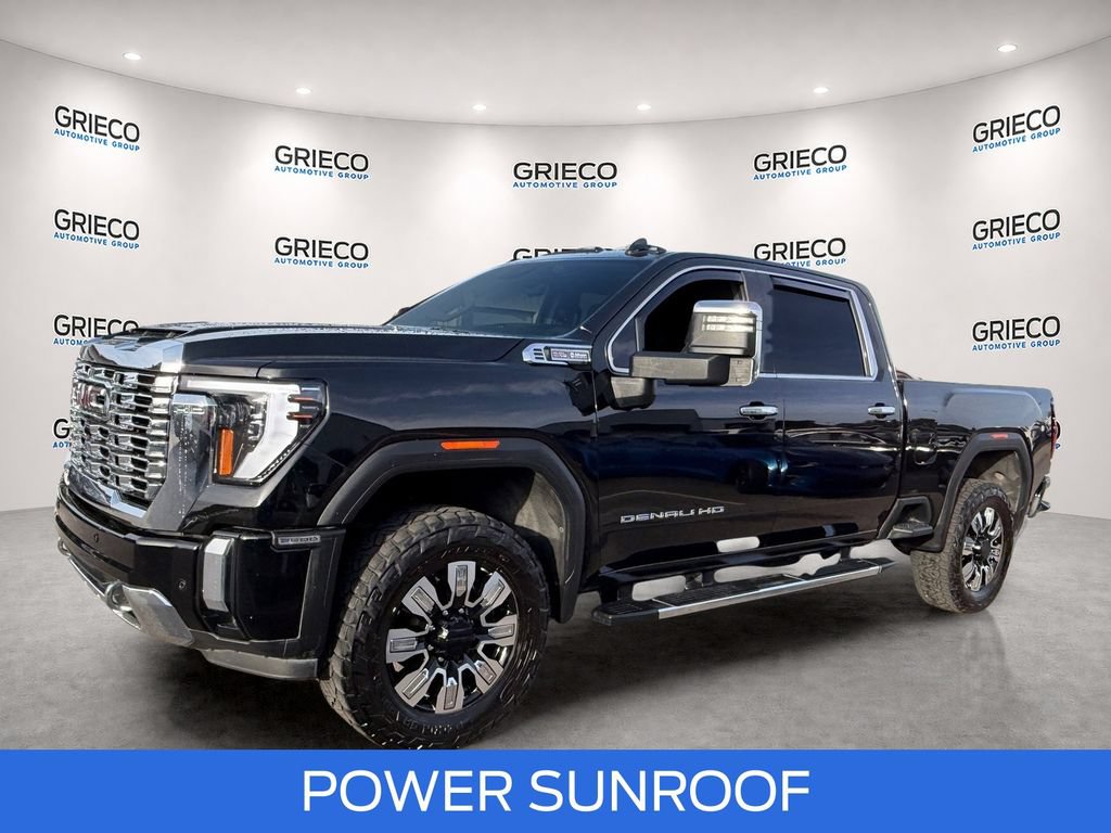 Used 2025 GMC Sierra 2500 Denali w/ Denali Reserve Package AWD/4WD image 3